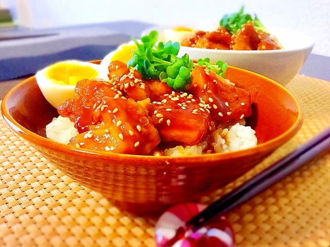 *鶏肉で作る魯肉飯(ルーローハン)*